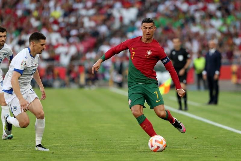 丹麦队力挫对手,晋级欧国联比赛 丹麦队力挫对手,晋级欧国联比赛