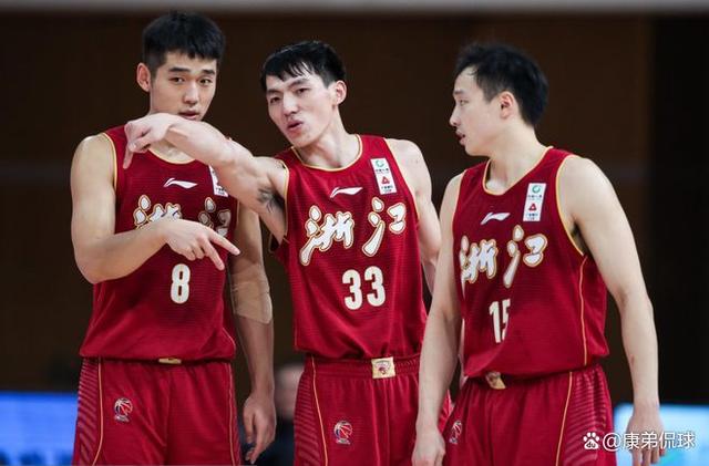浙江男篮遇强对手,将展开激烈角逐 浙江男篮遇强对手,将展开激烈角逐