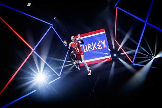 pg电子游戏-包含泰勒走上一大广告！全场分难救主像是明星的词条