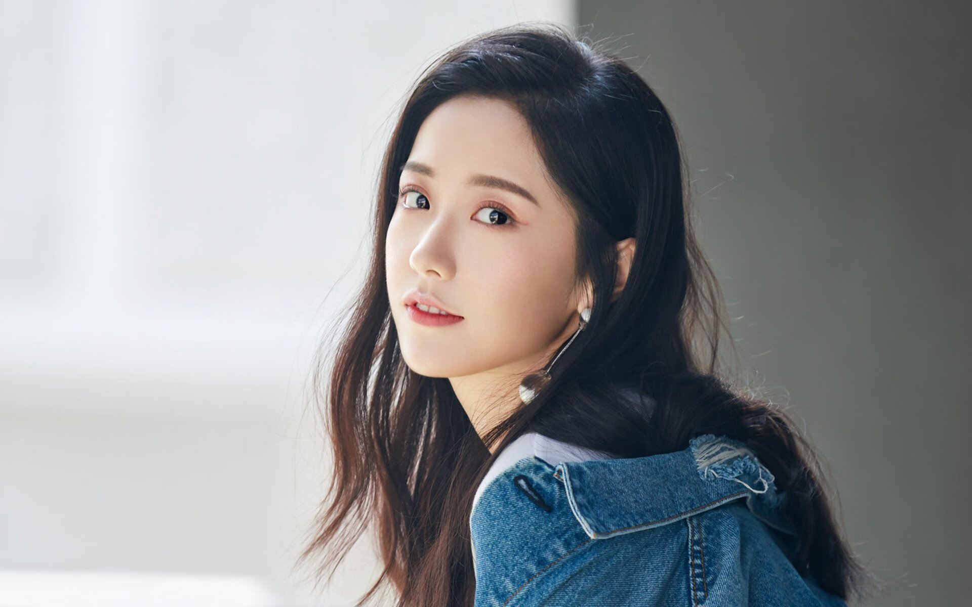 跨联赛爆冷,山西队斩落雷霆,切特·霍姆格伦化身关键先生