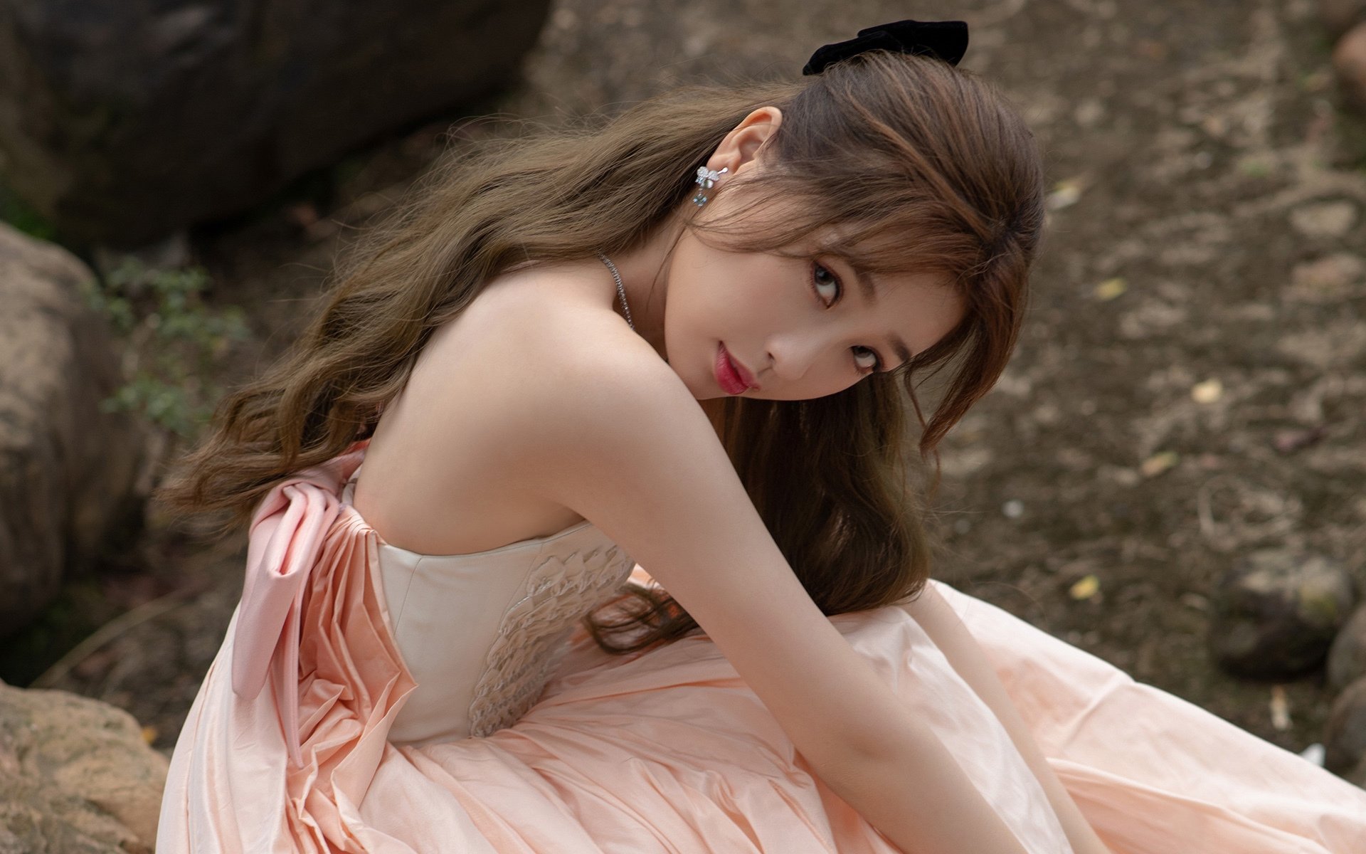 塔图姆撕裂时空，NBA魔术师如何接管西甲国家德比