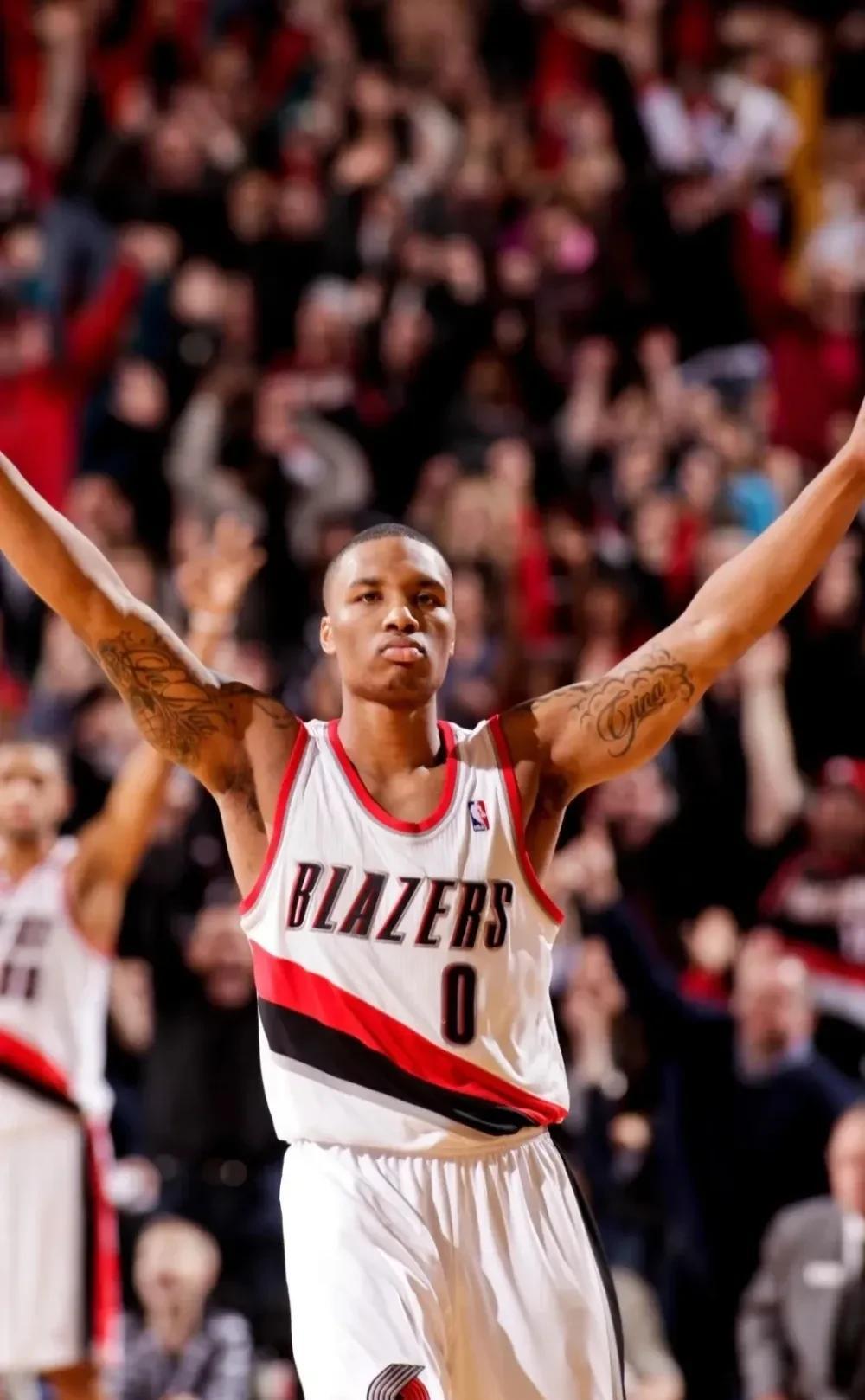 鹈鹕强势拿下新疆队，利拉德成为关键先生