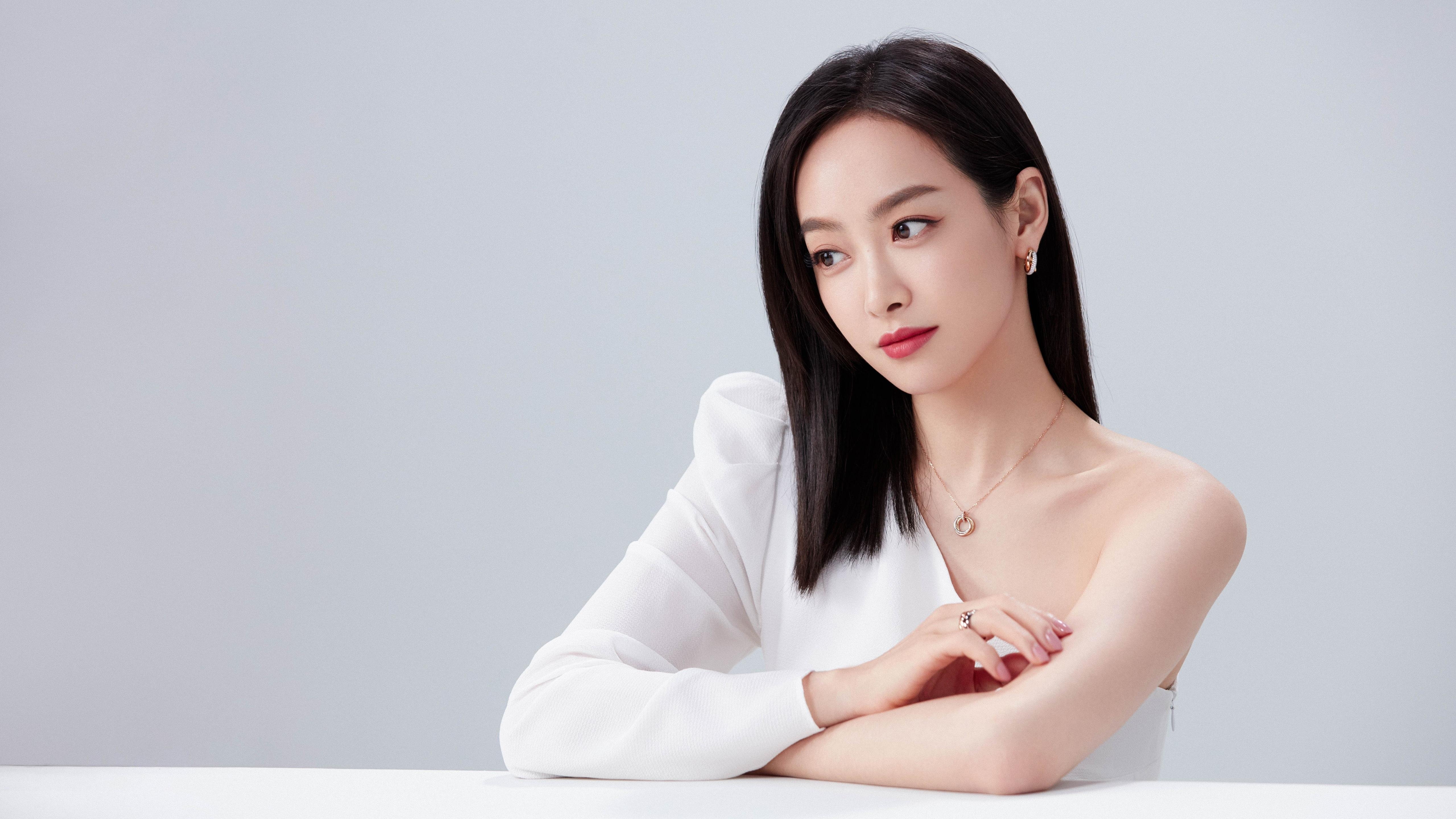 体育狂想曲，新西兰橄榄球力克阿根廷，基米希F1街道赛演绎速度霸权